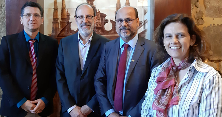 José Valetim, diretor do CETEC, Rui Vieira, reitor da UMinho, Silvio Soglia, reitor da UFRB e Carla Martins, pró-reitora de Internacionalização.