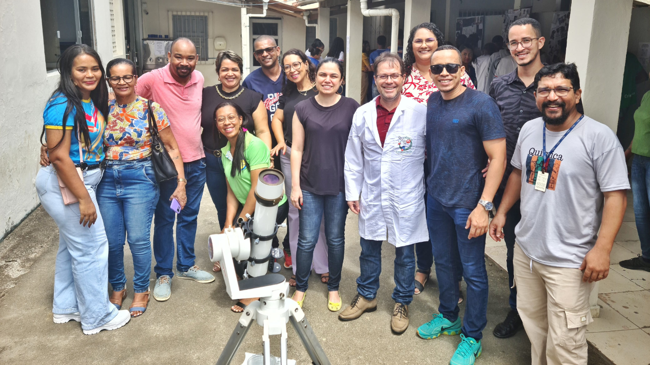 Visita ao Colégio Estadual Juvenília Peixoto Sampaio, em Laje/Ba.