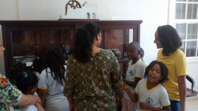 Visita guiada com os alunos do 2º ano da Escola Joaquim de Medeiros