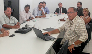 Apresentação do sistema caseiro de piscicultura (Foto: Ascom Bahia Pesca)